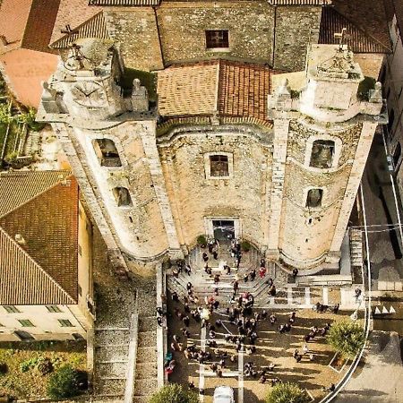 Casa Vacanze Porta Manfredi Arce Esterno foto