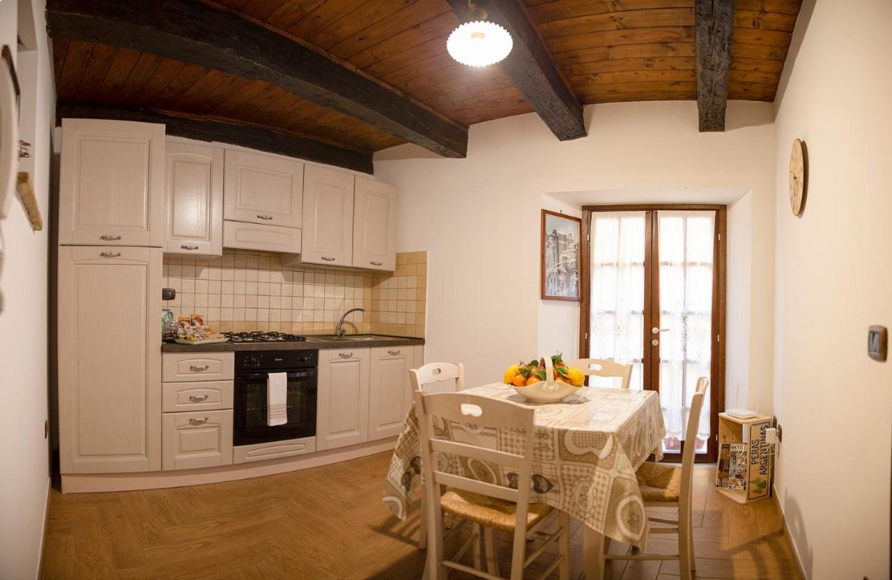 Casa Vacanze Porta Manfredi Arce Esterno foto