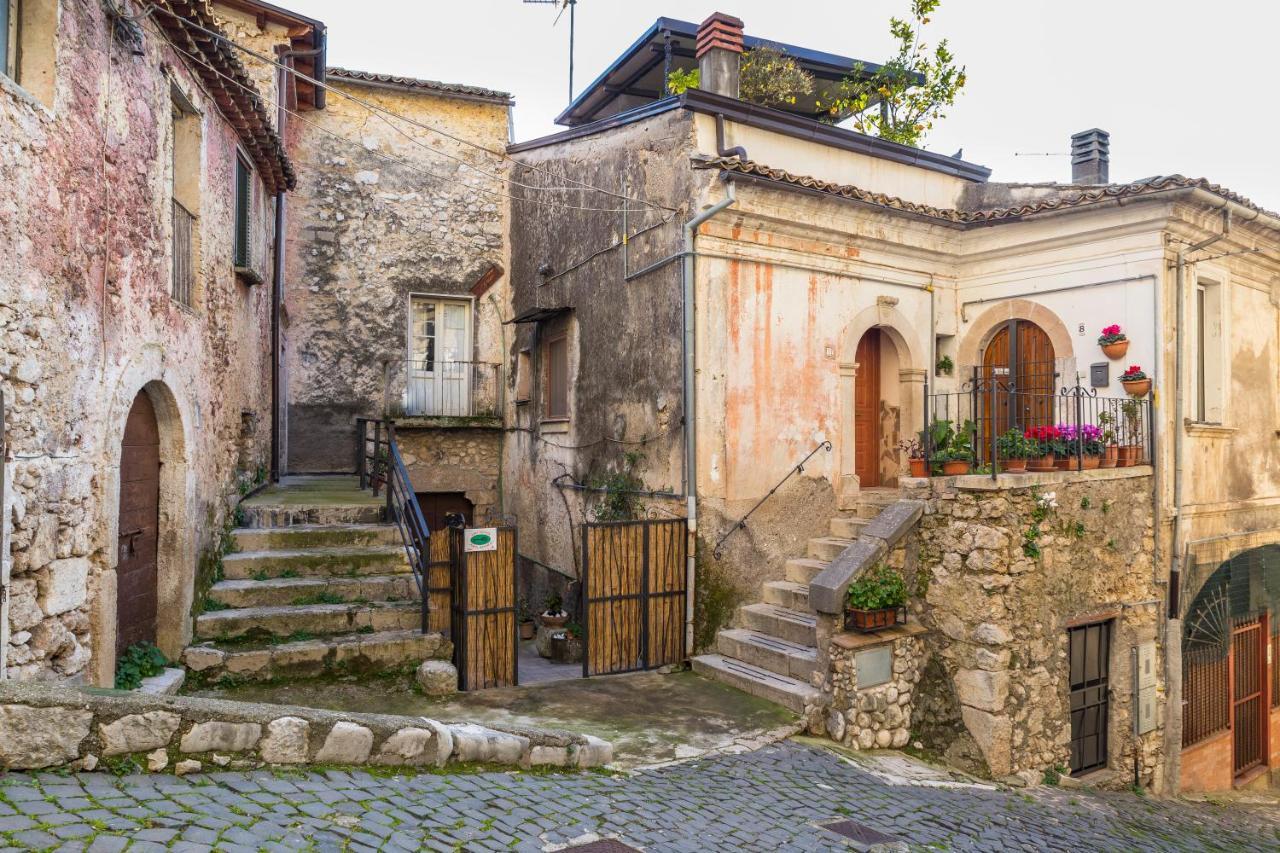 Casa Vacanze Porta Manfredi Arce Esterno foto