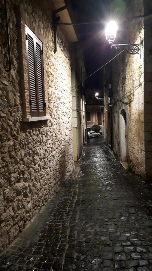 Casa Vacanze Porta Manfredi Arce Esterno foto