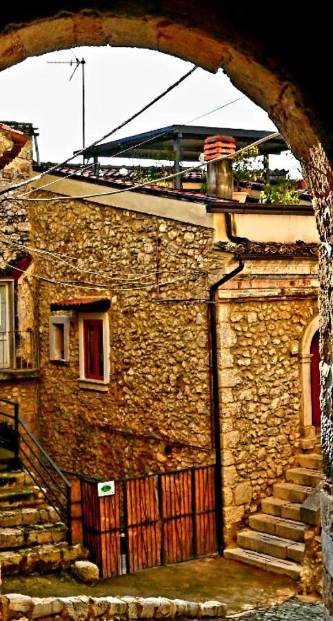 Casa Vacanze Porta Manfredi Arce Esterno foto